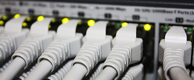 Netzwerke bei Eltec Brückl GmbH in Lauter-Bernsbach