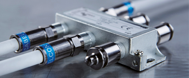 Abzweiger und Verteiler bei Eltec Brückl GmbH in Lauter-Bernsbach